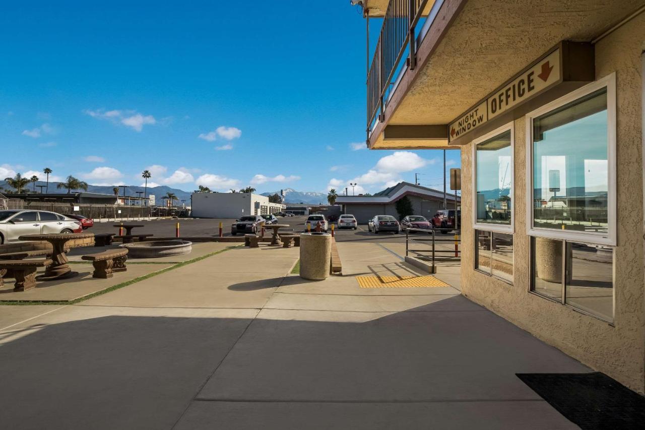Rodeway Inn San Bernardino & Redlands Exterior photo